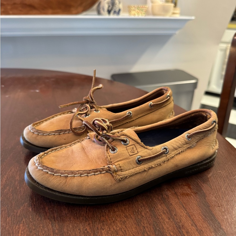 Sperry top sider boat shoes